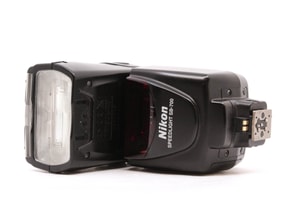 Nikon SB-700 Speedlight