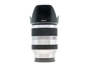 Sony E 18-200mm f/3.5-6.3 OSS