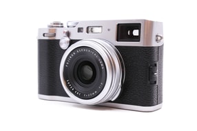 Fujifilm X100F