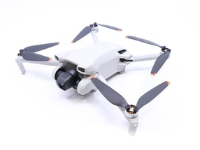 DJI Mini 3 Fly More Combo