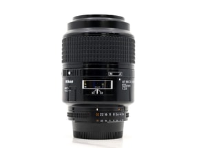 Nikon AF Nikkor 105mm f/2.8 Micro