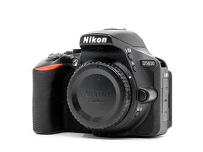 Nikon D5600