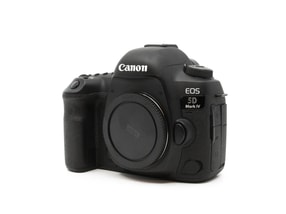 Canon EOS 5D Mark IV