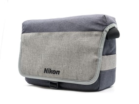 Borsa per fotocamera reflex Nikon CF-EU11