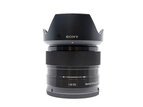 Sony E 35mm f/1.8 OSS