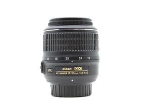 Nikon AF-S DX Nikkor 18-55mm f/3.5-5.6G VR