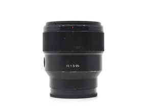 Sony FE 85mm f/1.8