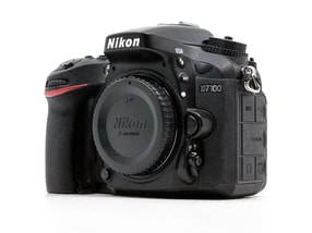 Nikon D7100
