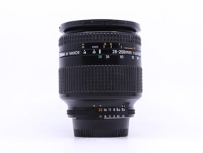 Nikon AF Nikkor 28-200mm f/3.5-5.6D
