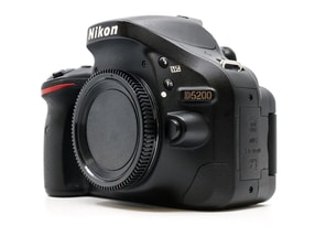 Nikon D5200