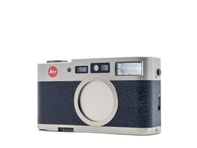 Leica CM