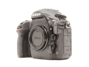 Nikon D850