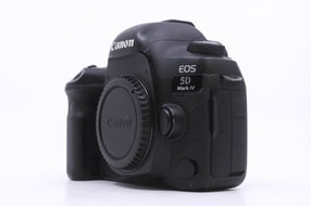Canon EOS 5D Mark IV