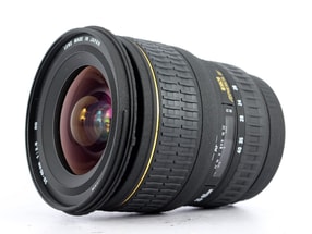 Sigma 20-40mm f/2.8 EX DG - Canon EF Fit