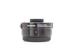 Olympus M.ZUIKO MC-20 2.0x Teleconverter