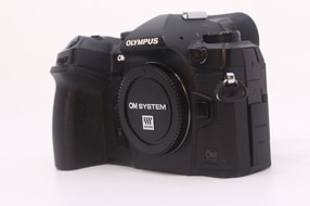 OM SYSTEM OM-1