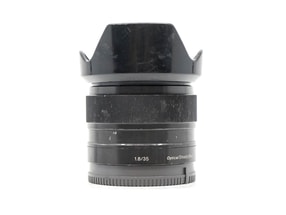 Sony E 35mm f/1.8 OSS