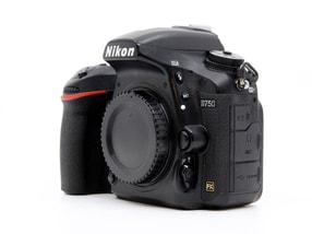 Nikon D750