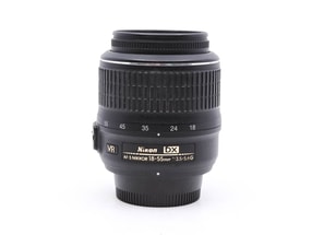 Nikon AF-S DX Nikkor 18-55mm f/3.5-5.6G VR