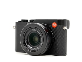 Leica D-Lux 8