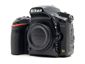 Nikon D750