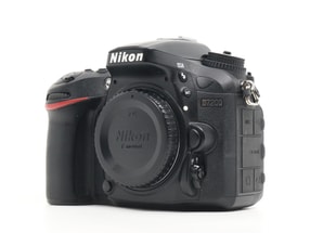 Nikon D7200