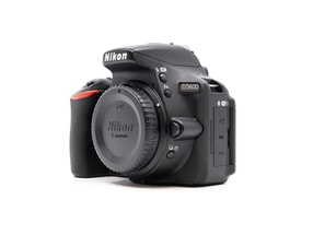 Nikon D5600