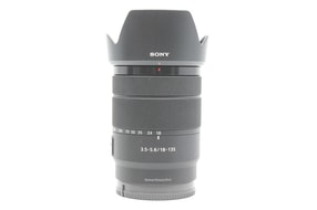 Sony E 18-135mm f/3.5-5.6 OSS