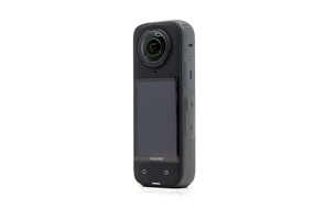 Insta360 X4