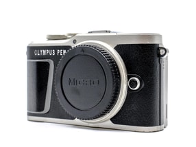 Olympus Pen E-PL9
