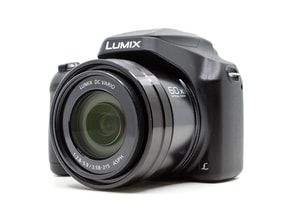 Panasonic Lumix DMC-FZ82