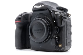 Nikon D850
