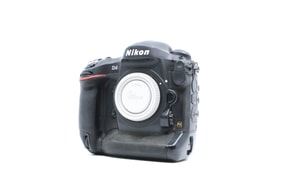 Nikon D4