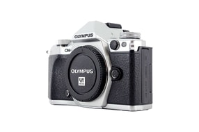 Olympus OM-D E-M5 Mark II