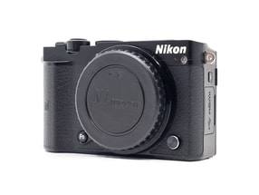 Nikon 1 J5