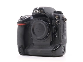 Nikon D2X