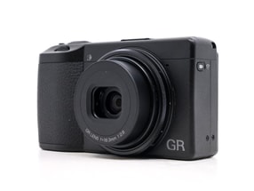 Ricoh GR III