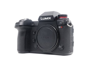 Panasonic Lumix DC-S1R