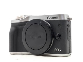 Canon EOS M6