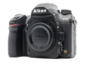 Nikon D780