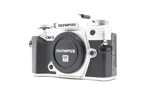 Olympus OM-D E-M5 Mark III