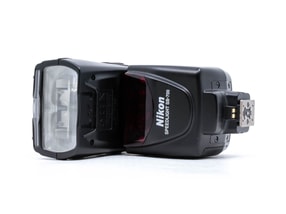 Nikon SB-700 Speedlight