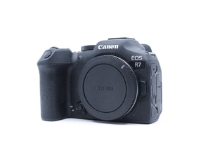 Canon EOS R7