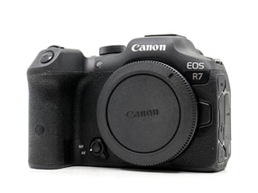 Canon EOS R7