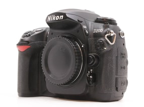 Nikon D200