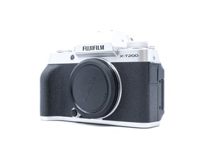 Fujifilm X-T200