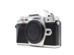 Olympus OM-D E-M10 Mark III