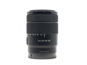 Sony E 18-135mm f/3.5-5.6 OSS