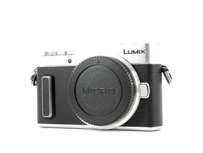 Panasonic Lumix DC-GX880
