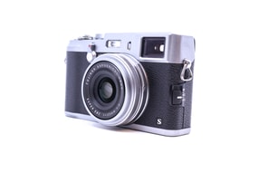 Fujifilm X100s